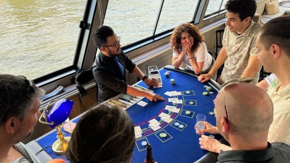 Casino en navigation sur le Seine