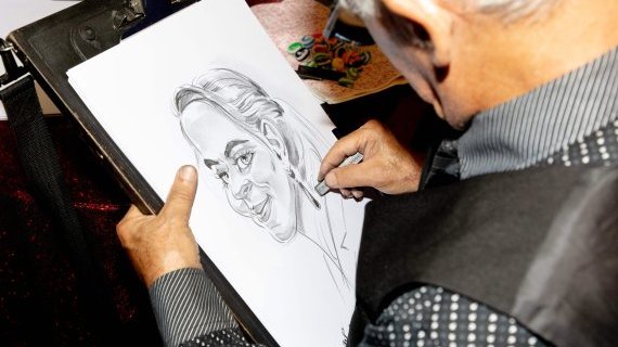 Caricaturiste Poète - <p>La précision au bout du crayon</p>